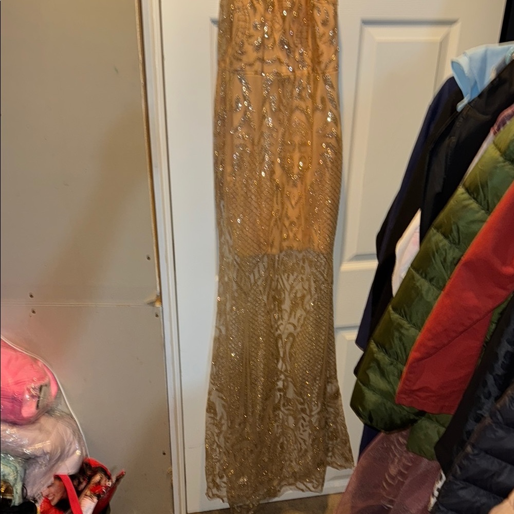 Elegant Gold Sequin Dress